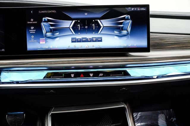 2025 BMW 7 Series 740i xDrive - 22990749 - 24