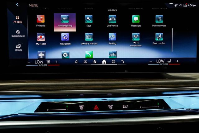 2025 BMW 7 Series 740i xDrive - 22990749 - 28