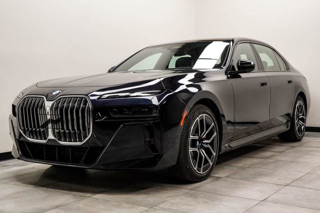 2025 BMW 7 Series 740i xDrive - 22990749 - 6