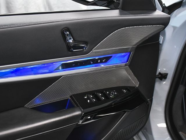 2025 BMW 7 Series 740i xDrive - 22904199 - 9