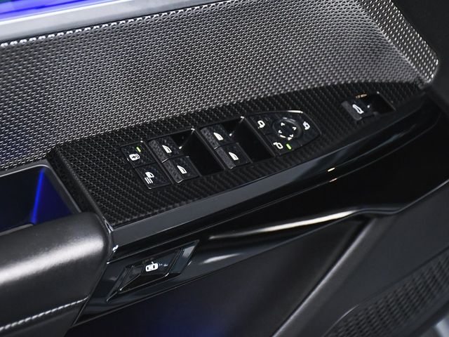 2025 BMW 7 Series 740i xDrive - 22904199 - 11