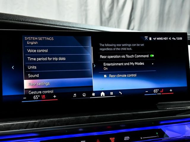 2025 BMW 7 Series 740i xDrive - 22904199 - 54