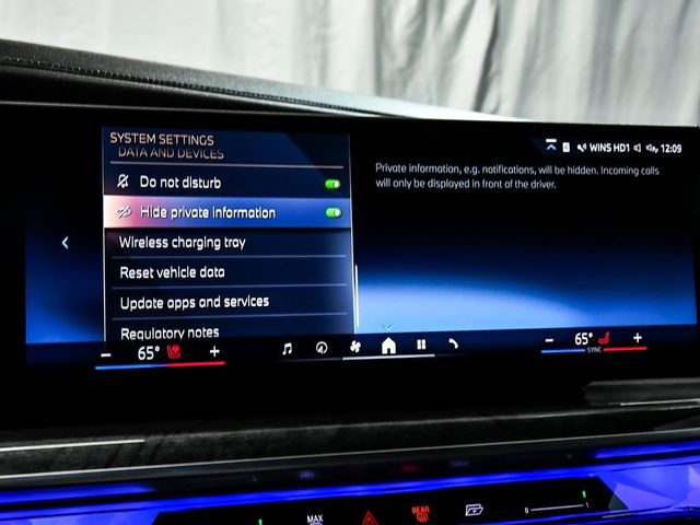 2025 BMW 7 Series 740i xDrive - 22904199 - 55