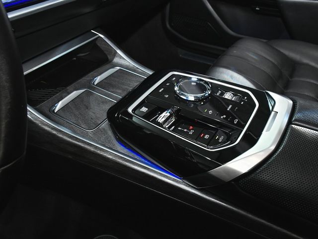 2025 BMW 7 Series 740i xDrive - 22904199 - 71