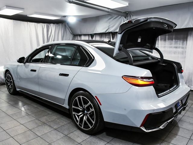 2025 BMW 7 Series 740i xDrive - 22904199 - 93
