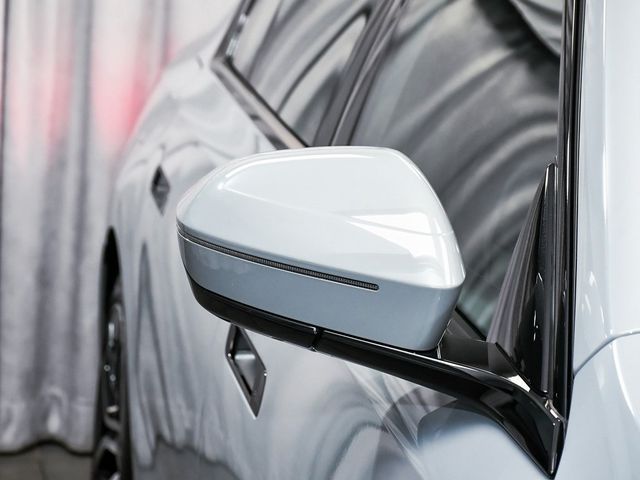 2025 BMW 7 Series 740i xDrive - 22904199 - 98