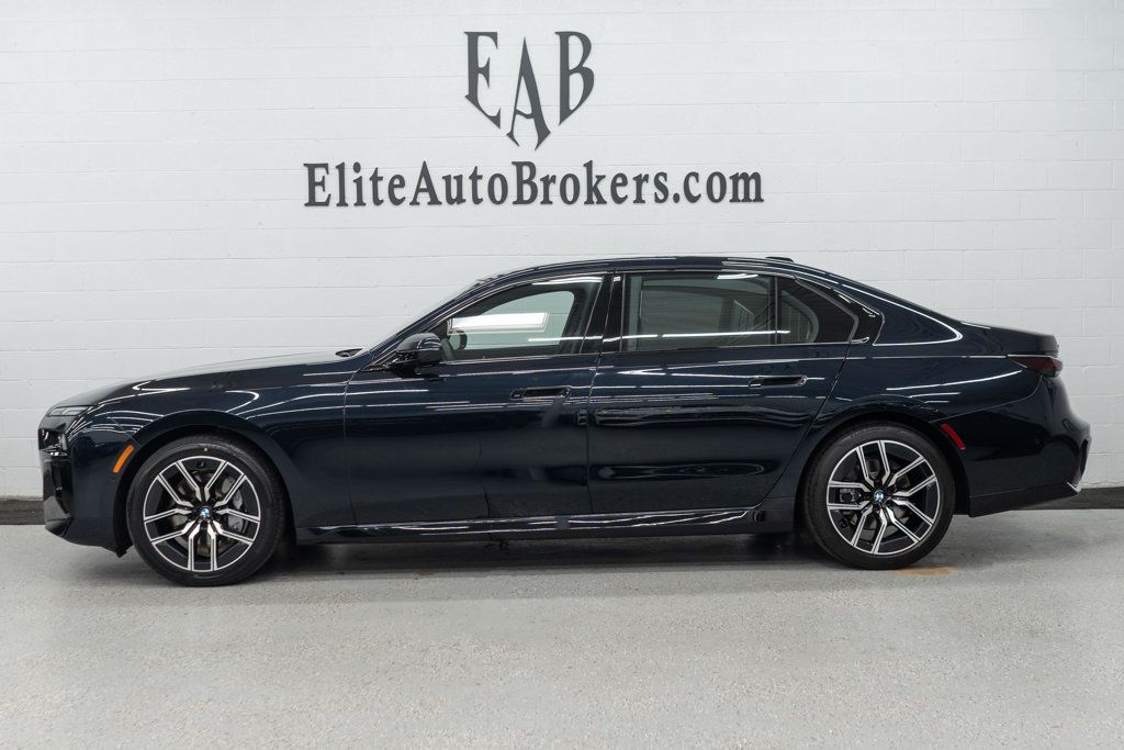 2025 Bmw 740i xDrive photo 2