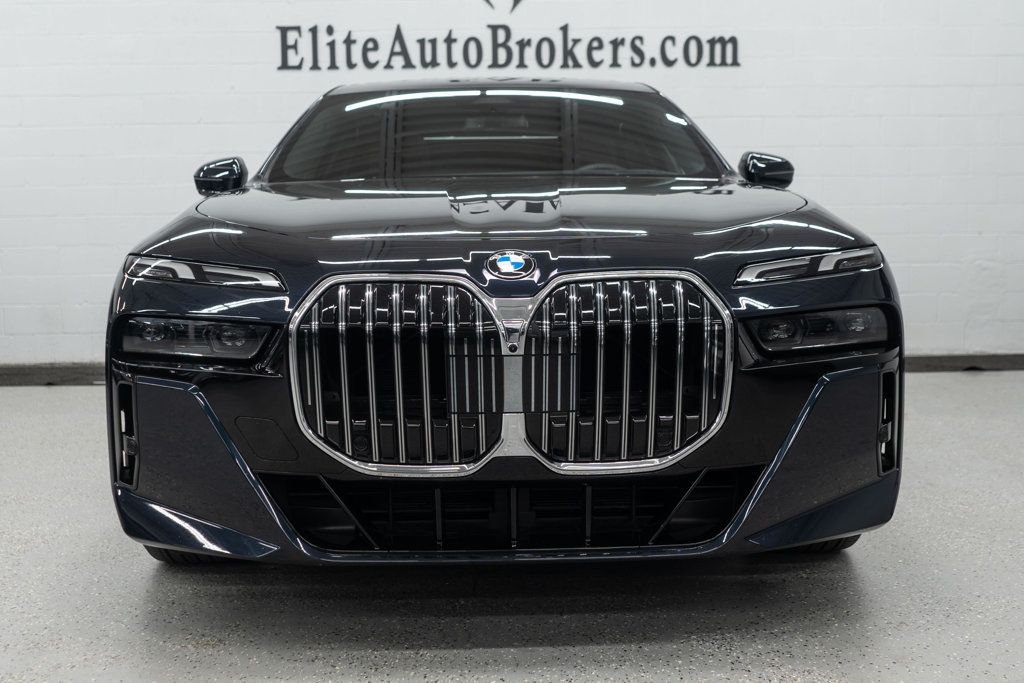 2025 Bmw 740i xDrive photo 3
