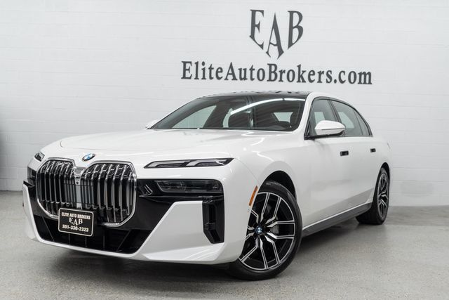 2025 BMW 7 Series 740i xDrive - 23020795 - 0
