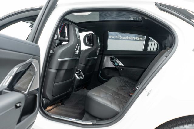 2025 BMW 7 Series 740i xDrive - 23020795 - 33