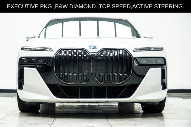 2025 BMW 7 Series 750e xDrive Plug-In Hybrid - 23060697 - 10