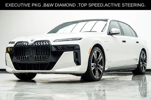 2025 BMW 7 Series 750e xDrive Plug-In Hybrid - 23060697 - 11