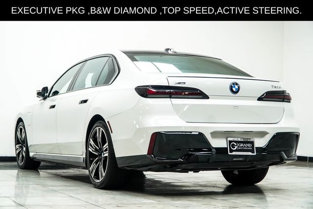 2025 BMW 7 Series 750e xDrive Plug-In Hybrid - 23060697 - 17