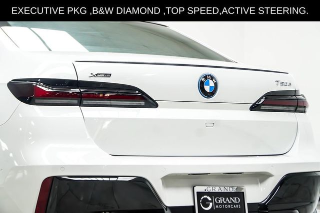 2025 BMW 7 Series 750e xDrive Plug-In Hybrid - 23060697 - 22