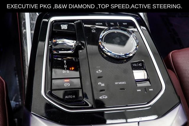 2025 BMW 7 Series 750e xDrive Plug-In Hybrid - 23060697 - 29