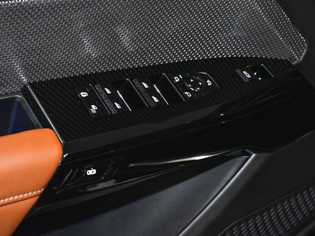 2025 BMW 7 Series 760i xDrive - 22987212 - 10