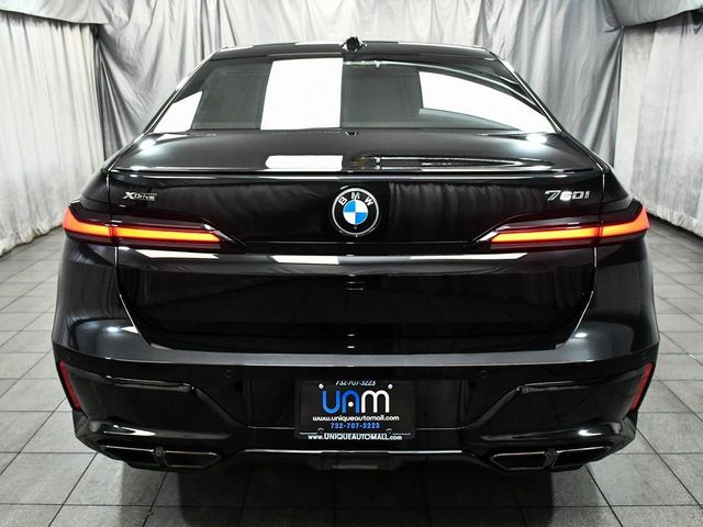 2025 BMW 7 Series 760i xDrive - 22987212 - 4