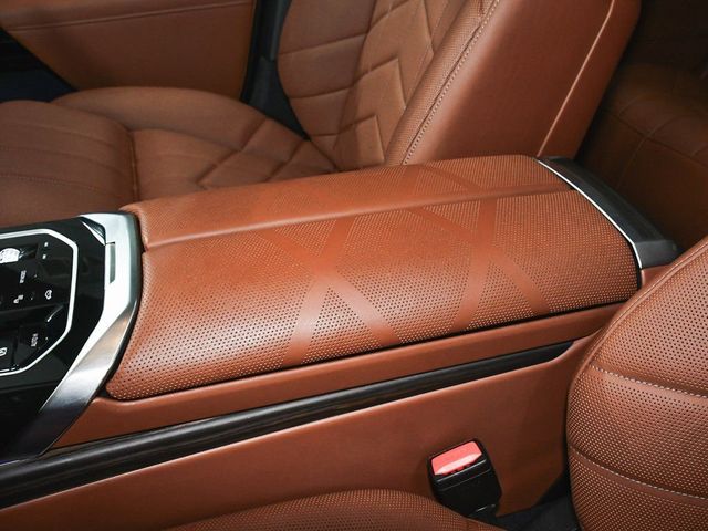 2025 BMW 7 Series 760i xDrive - 22987212 - 51