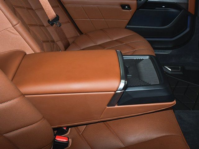 2025 BMW 7 Series 760i xDrive - 22987212 - 60