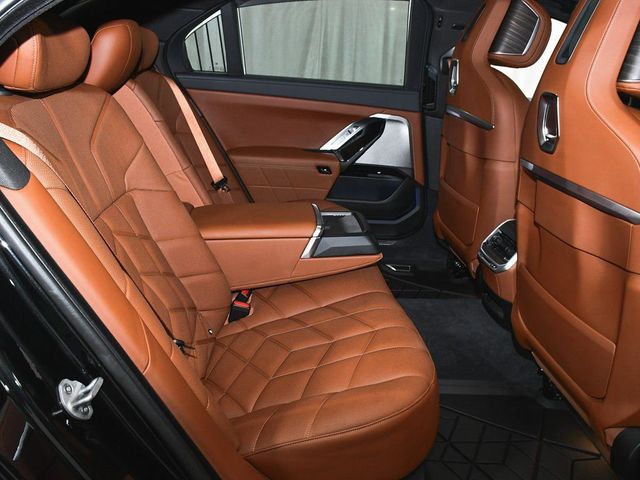 2025 BMW 7 Series 760i xDrive - 22987212 - 62