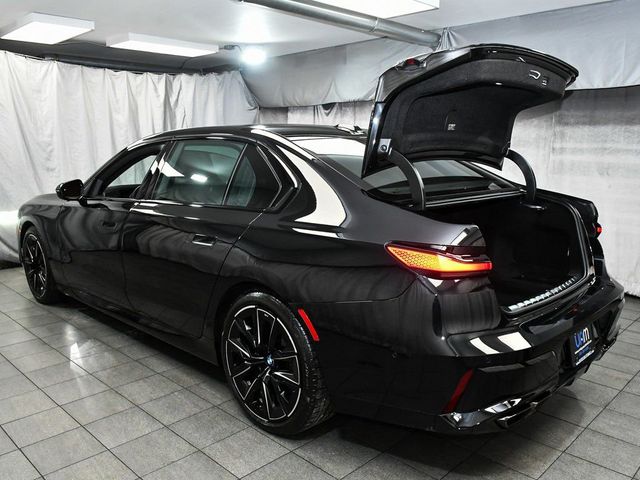 2025 BMW 7 Series 760i xDrive - 22987212 - 70