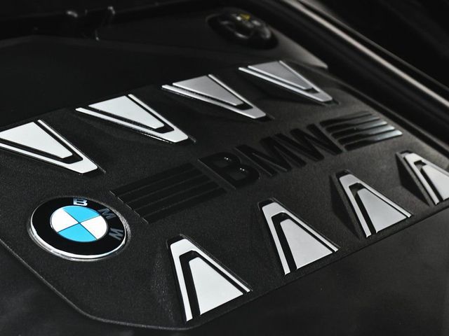 2025 BMW 7 Series 760i xDrive - 22987212 - 74