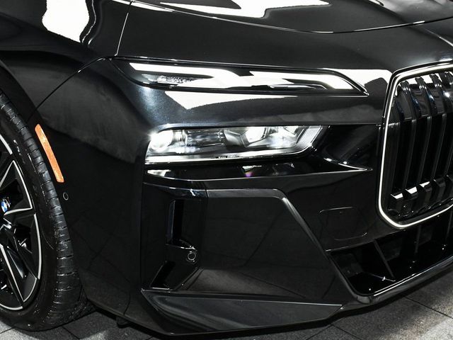 2025 BMW 7 Series 760i xDrive - 22987212 - 77