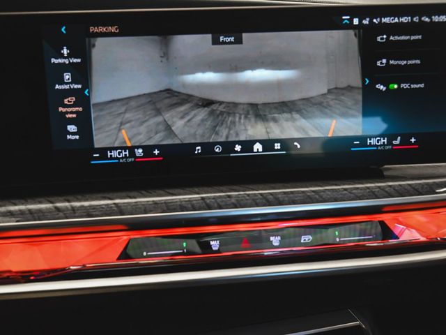 2025 BMW 7 Series 760i xDrive - 23009941 - 22