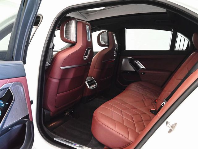 2025 BMW 7 Series 760i xDrive - 23009941 - 35