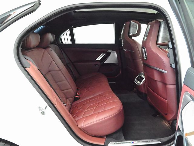 2025 BMW 7 Series 760i xDrive - 23009941 - 36