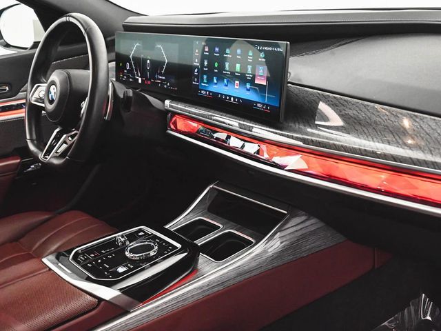 2025 BMW 7 Series 760i xDrive - 23009941 - 39