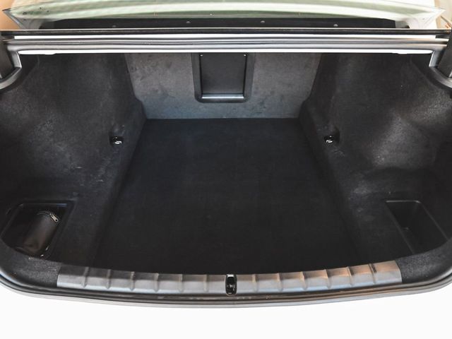 2025 BMW 7 Series 760i xDrive - 23009941 - 40