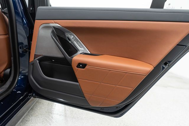 2025 BMW 7 Series 760i xDrive - 23006852 - 32