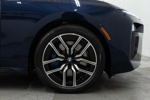 2025 BMW 7 Series 760i xDrive - 23006852 - 40