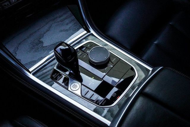 2025 BMW 8 Series 840i Gran - 22973715 - 31