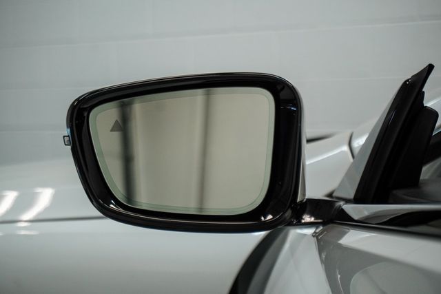 2025 BMW 8 Series 840i xDrive - 22923963 - 16