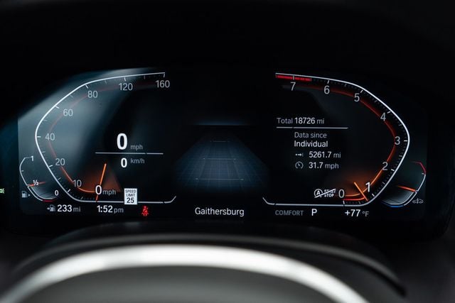 2025 BMW 8 Series 840i xDrive - 22928435 - 17