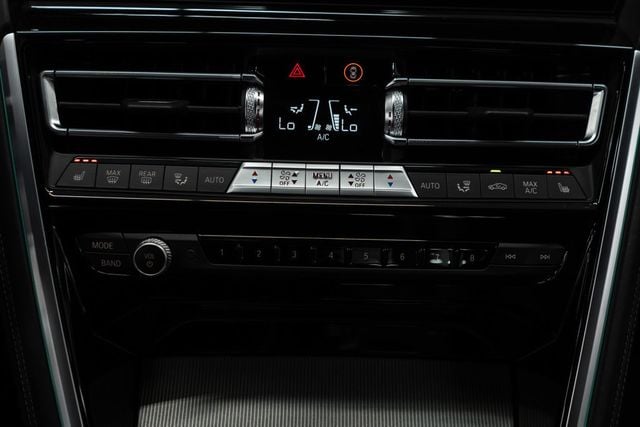 2025 BMW 8 Series 840i xDrive - 22928435 - 34