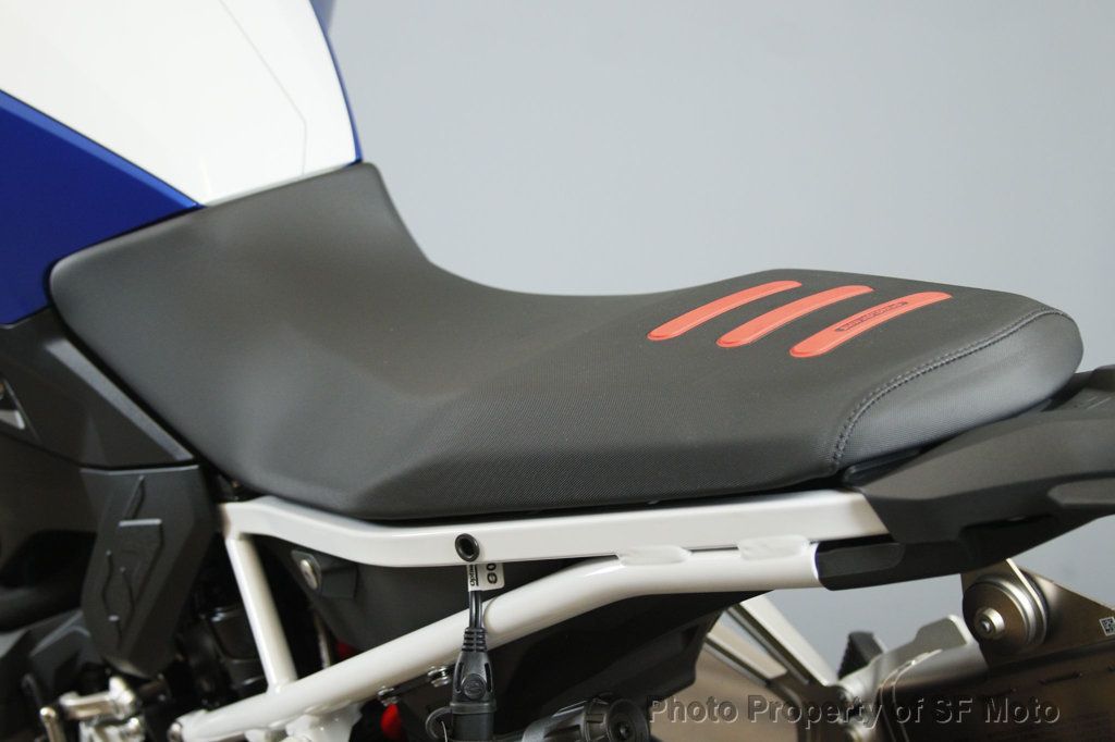 2025 BMW F 900 GS Only 77 Miles! - 22956205 - 43