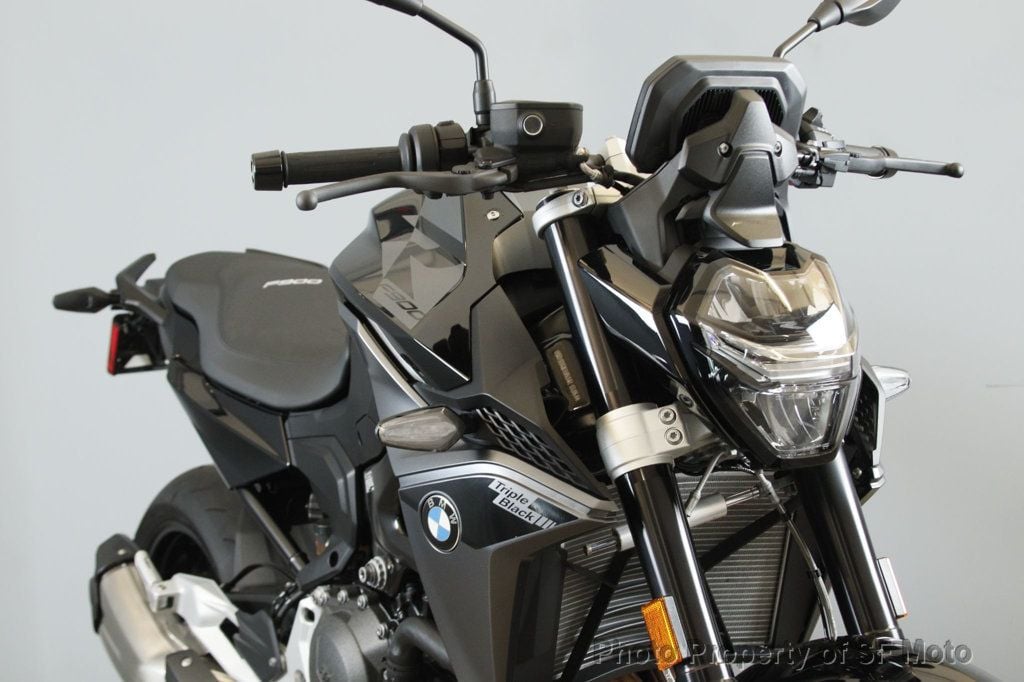 2025 BMW F 900 R Triple Black One Owner, 97 Miles - 22874147 - 0