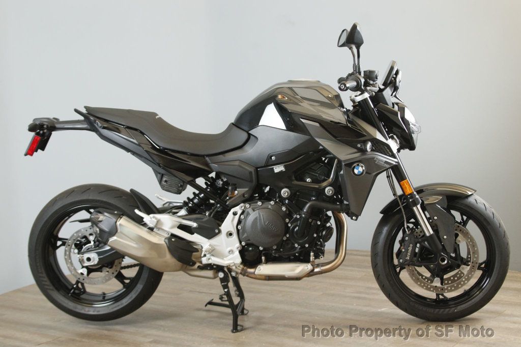 2025 BMW F 900 R Triple Black One Owner, 97 Miles - 22874147 - 2