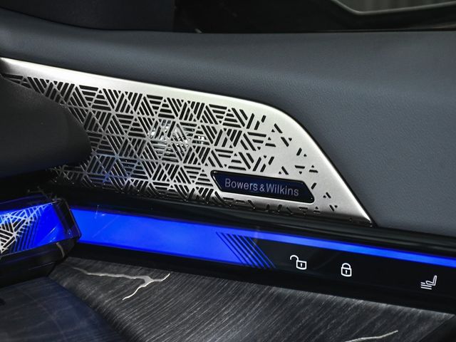 2025 BMW i5 M60 - 22963780 - 44