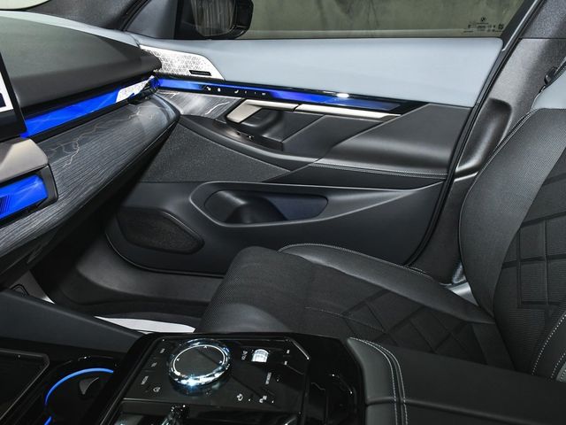 2025 BMW i5 M60 - 22963780 - 58