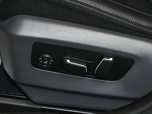 2025 BMW i5 M60 - 22963780 - 60