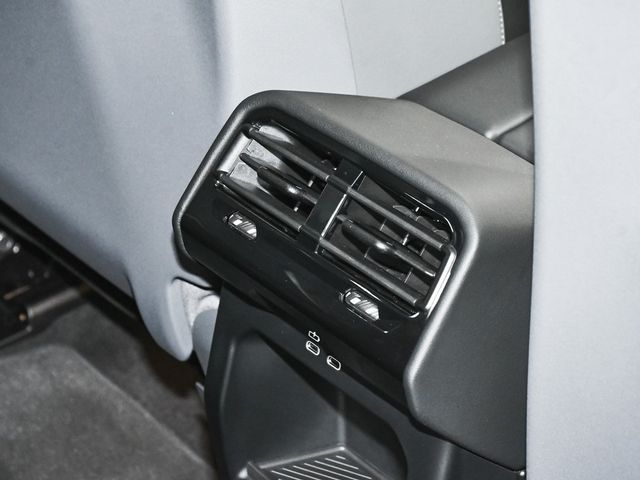 2025 BMW i5 M60 - 22963780 - 64