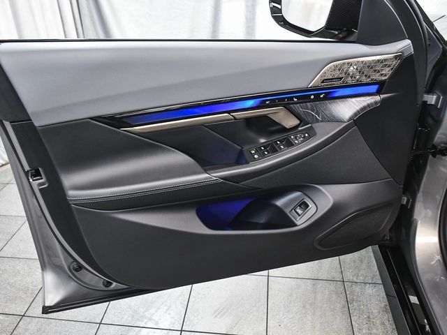 2025 BMW i5 M60 - 22963780 - 8