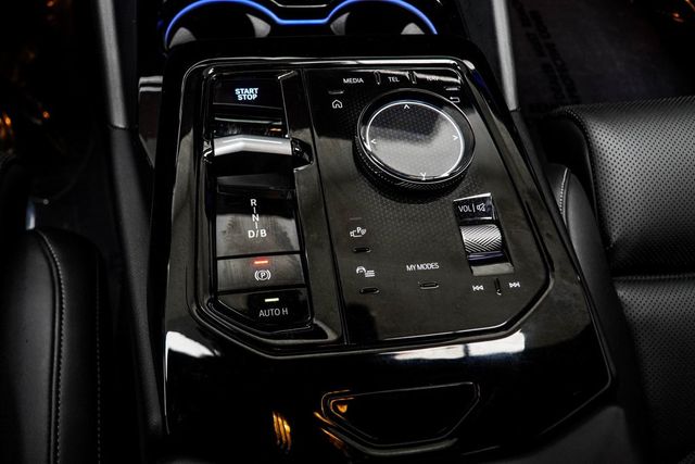 2025 BMW i5 M60 - 22955896 - 16