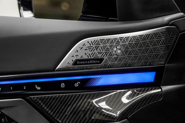 2025 BMW i5 M60 - 22955896 - 32