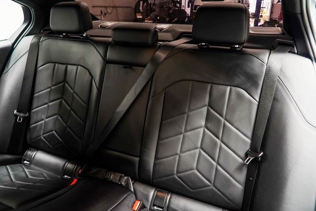 2025 BMW i5 M60 - 22955896 - 39