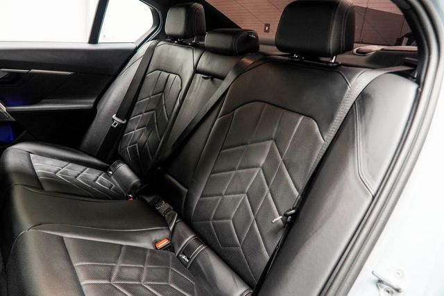 2025 BMW i5 M60 - 22955896 - 40